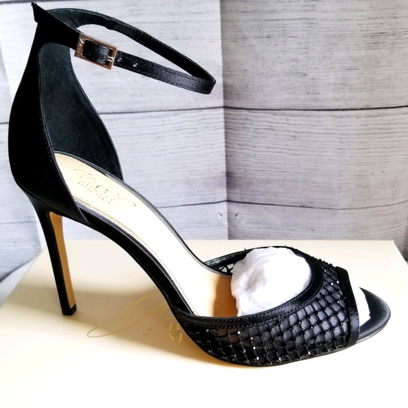NWT Jewel Badgley Mischka Nakisha Sandals - Picture 2 of 6